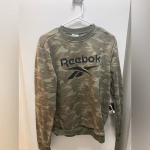Reebok Camo Sweatshirt - M